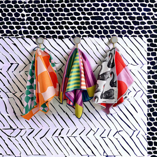 Crae.Home - Piper: Reversible Hand Towel: Multi / Hand Towel