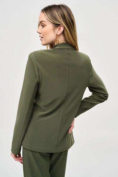 Silky Knit Fitted Blazer - iguana color