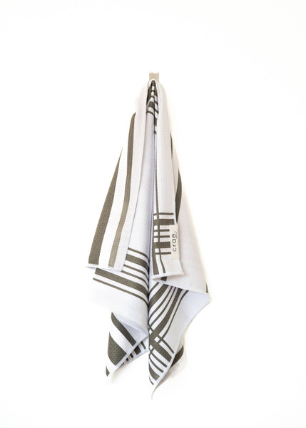 Crate: Reversible Hand Towel: White/Olive / 19x29 in / Hand Towel