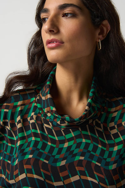 Boxy Turtleneck