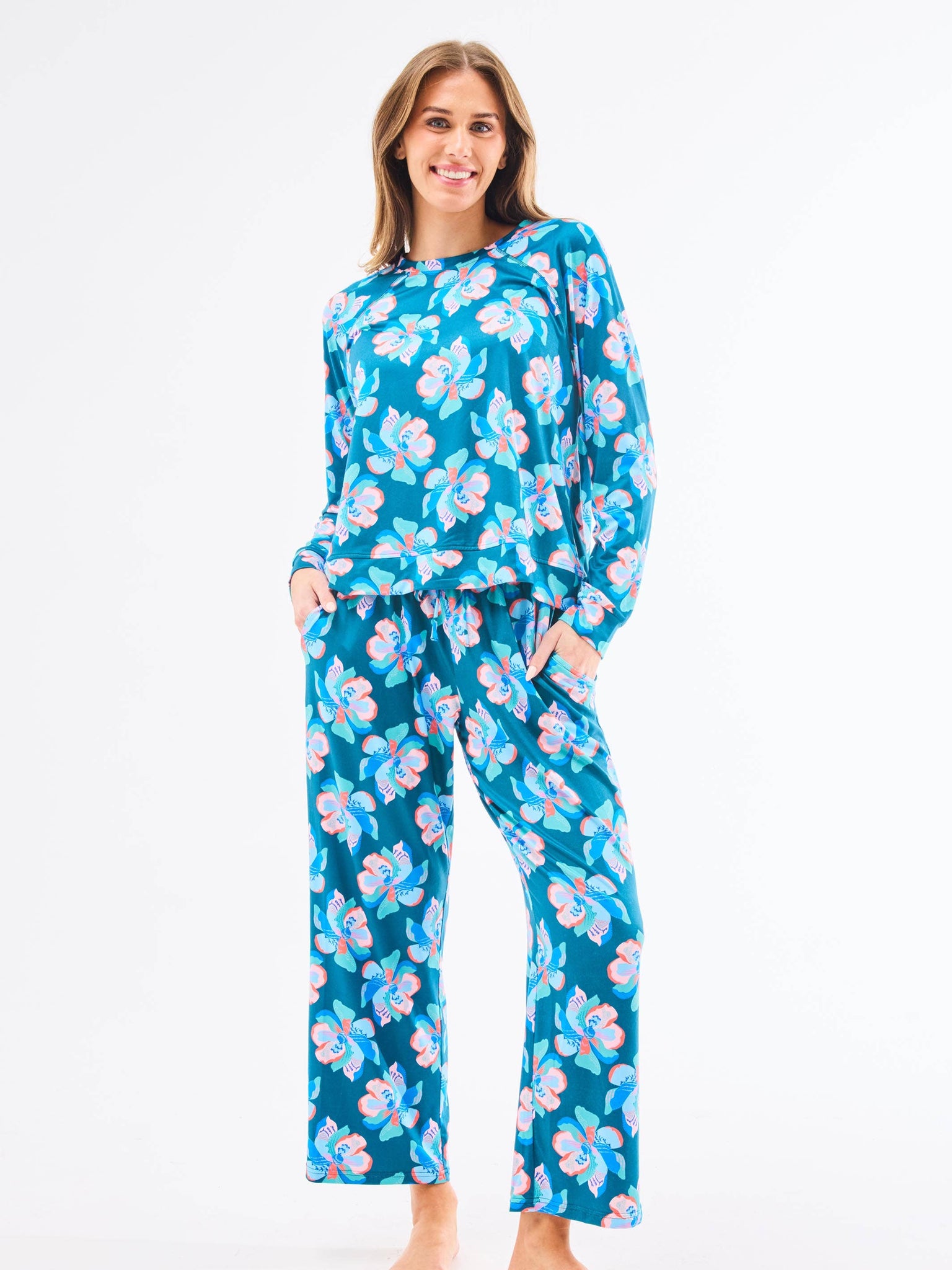 Mary Square - Women's Annie Pajama Pants Set | Center Stage Green: XL
