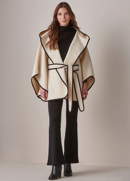 Lola Contrast Cape