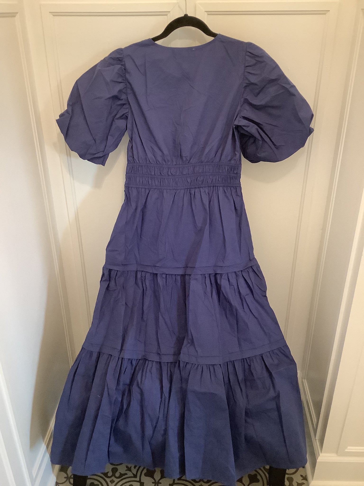 V-Neck navy blue Midi Dress