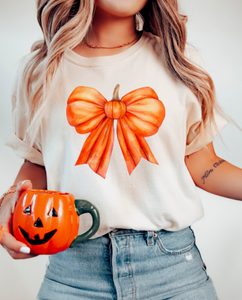 Watercolor Pumpkin Coquette Bow Graphic Tee Fall: L