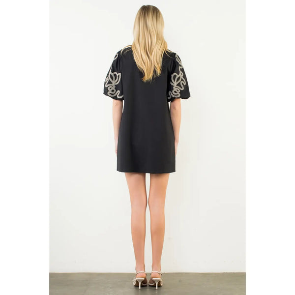 Puff Sleeve Embrpidery Detail V-Neck Dress