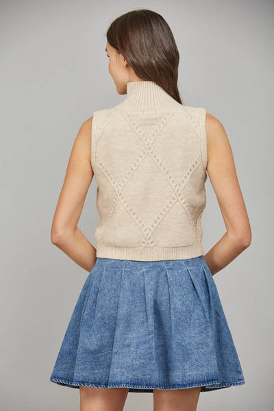 FATE - CABLE KNIT SWEATER TANK:TAUPE / S
