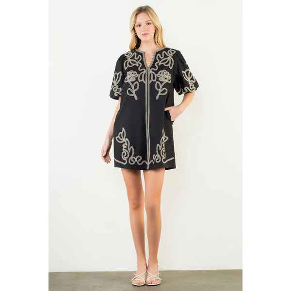 Puff Sleeve Embrpidery Detail V-Neck Dress